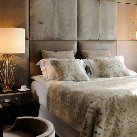 Luxueux Duplex Au Coeur De Courchevel 1850 Avec Sauna Et Parking - Fr-1-564-134 Apartment Courchevel